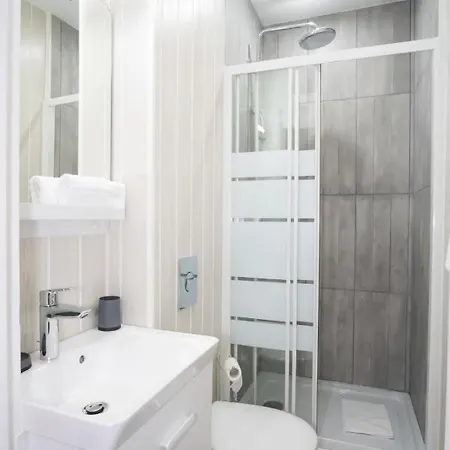 Διαμέρισμα Guestready - Modern Escape In The Heart Of